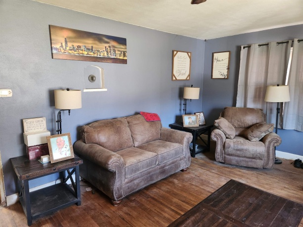 1619 Eastmoreland, ROCKFORD, Illinois 61108, 2 Bedrooms Bedrooms, ,1 BathroomBathrooms,House,For Sale,Eastmoreland,202601730