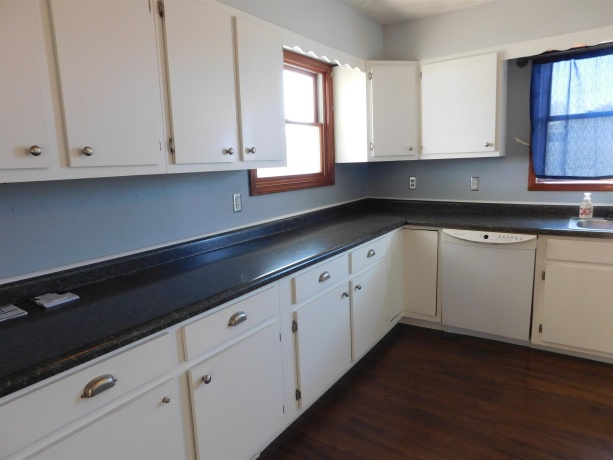 303 Locust, LENA, Illinois 61048, 3 Bedrooms Bedrooms, ,1 BathroomBathrooms,House,For Sale,Locust,202601734