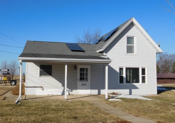 303 Locust, LENA, Illinois 61048, 3 Bedrooms Bedrooms, ,1 BathroomBathrooms,House,For Sale,Locust,202601734