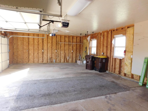 303 Locust, LENA, Illinois 61048, 3 Bedrooms Bedrooms, ,1 BathroomBathrooms,House,For Sale,Locust,202601734