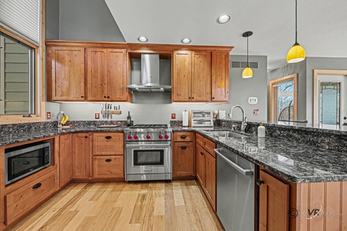 5 Knoll, GALENA, Illinois 61036, 4 Bedrooms Bedrooms, ,3 BathroomsBathrooms,House,For Sale,Knoll,202601738