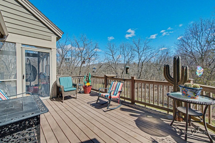 5 Knoll, GALENA, Illinois 61036, 4 Bedrooms Bedrooms, ,3 BathroomsBathrooms,House,For Sale,Knoll,202601738