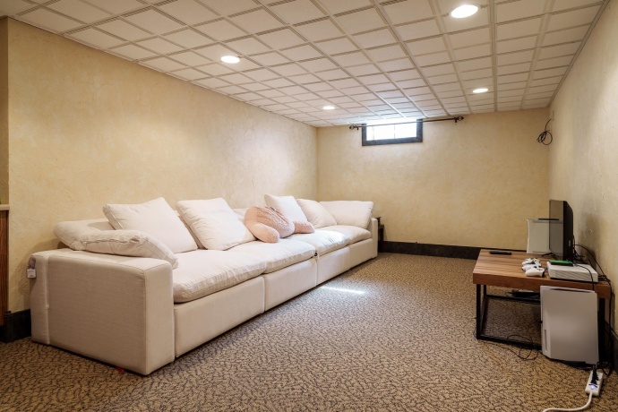 10038 Rellswood, BELVIDERE, Illinois 61008, 4 Bedrooms Bedrooms, ,3 BathroomsBathrooms,House,For Sale,Rellswood,202601739