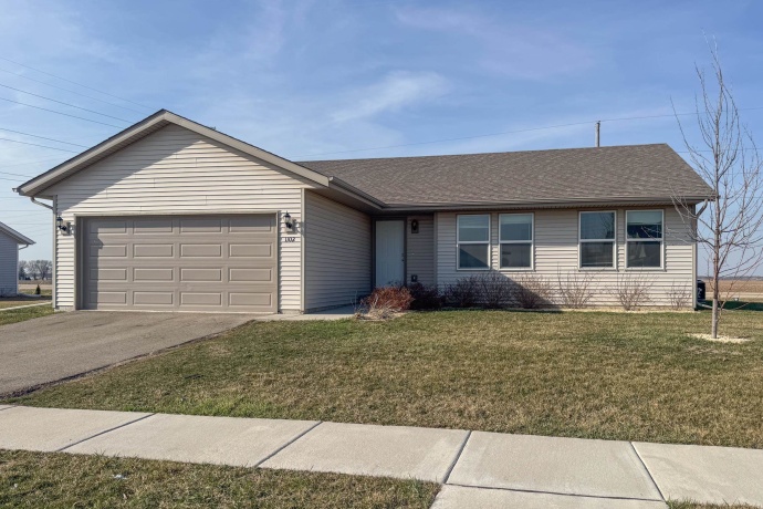 1102 Witbeck, BELVIDERE, Illinois 61008, 3 Bedrooms Bedrooms, ,2 BathroomsBathrooms,House,For Sale,Witbeck,202601740