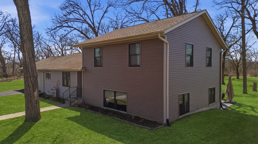 5287 Canfield (5 ac), CHANA, Illinois 61015, 3 Bedrooms Bedrooms, ,2 BathroomsBathrooms,House,For Sale,Canfield (5 ac),202601719