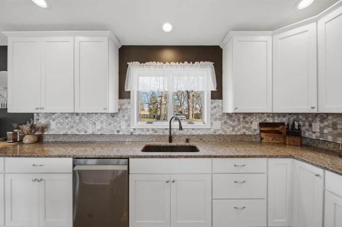 5287 Canfield (5 ac), CHANA, Illinois 61015, 3 Bedrooms Bedrooms, ,2 BathroomsBathrooms,House,For Sale,Canfield (5 ac),202601719