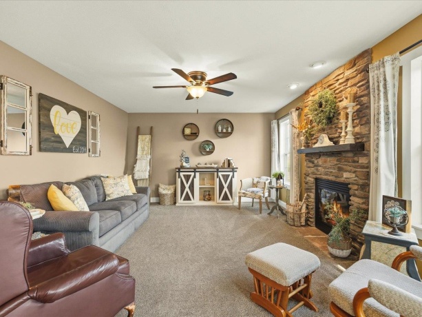 13362 Foxglove, WINNEBAGO, Illinois 61088, 5 Bedrooms Bedrooms, ,3 BathroomsBathrooms,House,For Sale,Foxglove,202601744