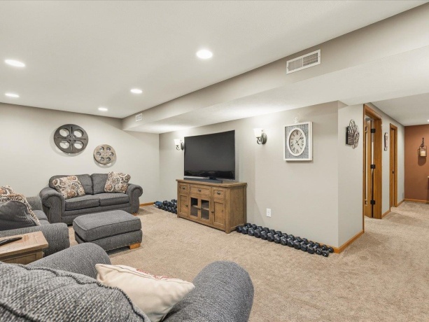 13362 Foxglove, WINNEBAGO, Illinois 61088, 5 Bedrooms Bedrooms, ,3 BathroomsBathrooms,House,For Sale,Foxglove,202601744