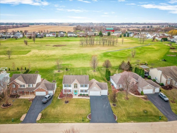 13362 Foxglove, WINNEBAGO, Illinois 61088, 5 Bedrooms Bedrooms, ,3 BathroomsBathrooms,House,For Sale,Foxglove,202601744