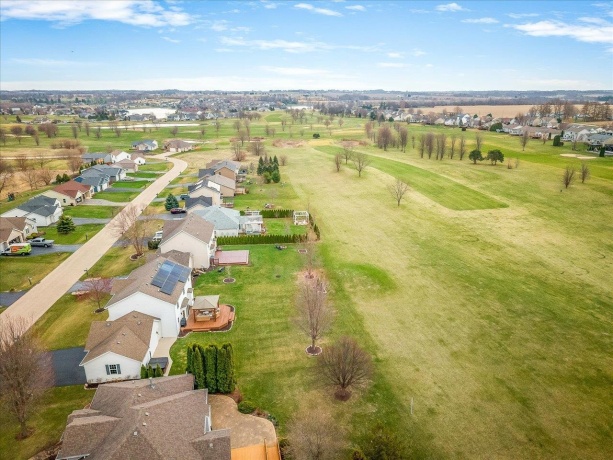 13362 Foxglove, WINNEBAGO, Illinois 61088, 5 Bedrooms Bedrooms, ,3 BathroomsBathrooms,House,For Sale,Foxglove,202601744