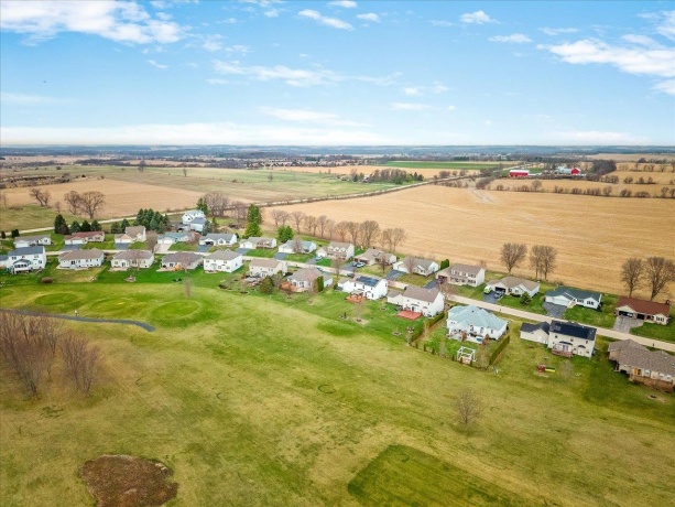 13362 Foxglove, WINNEBAGO, Illinois 61088, 5 Bedrooms Bedrooms, ,3 BathroomsBathrooms,House,For Sale,Foxglove,202601744