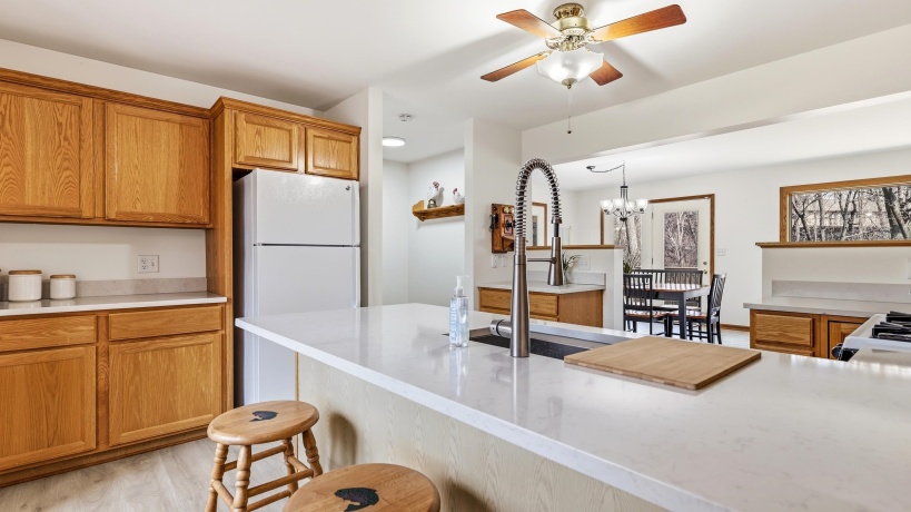 42 Shorewood, GALENA, Illinois 61036, 4 Bedrooms Bedrooms, ,3 BathroomsBathrooms,House,For Sale,Shorewood,202601752