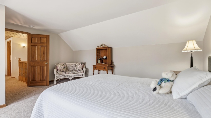 42 Shorewood, GALENA, Illinois 61036, 4 Bedrooms Bedrooms, ,3 BathroomsBathrooms,House,For Sale,Shorewood,202601752