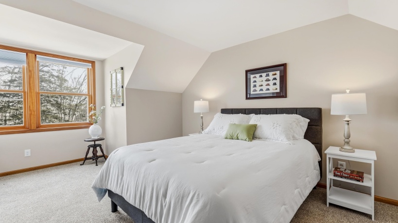 42 Shorewood, GALENA, Illinois 61036, 4 Bedrooms Bedrooms, ,3 BathroomsBathrooms,House,For Sale,Shorewood,202601752