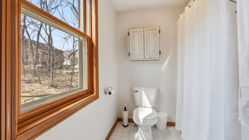 42 Shorewood, GALENA, Illinois 61036, 4 Bedrooms Bedrooms, ,3 BathroomsBathrooms,House,For Sale,Shorewood,202601752