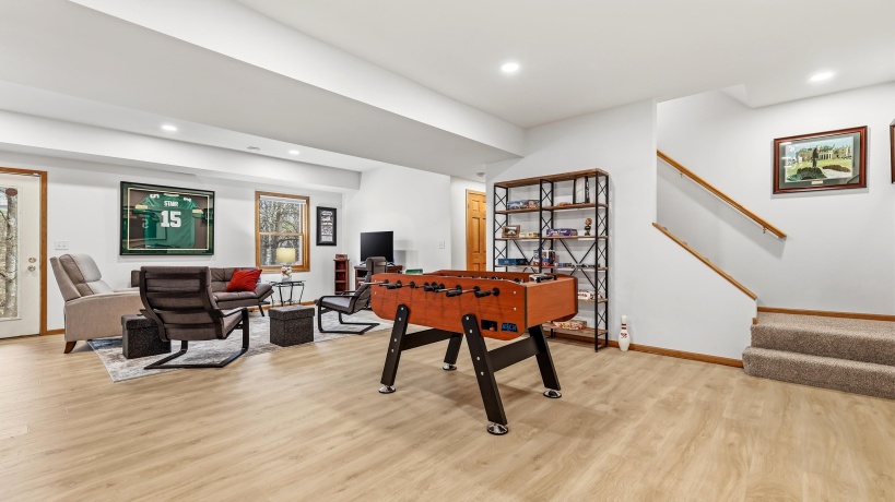 42 Shorewood, GALENA, Illinois 61036, 4 Bedrooms Bedrooms, ,3 BathroomsBathrooms,House,For Sale,Shorewood,202601752