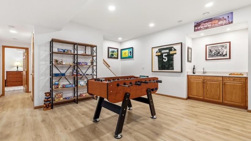 42 Shorewood, GALENA, Illinois 61036, 4 Bedrooms Bedrooms, ,3 BathroomsBathrooms,House,For Sale,Shorewood,202601752