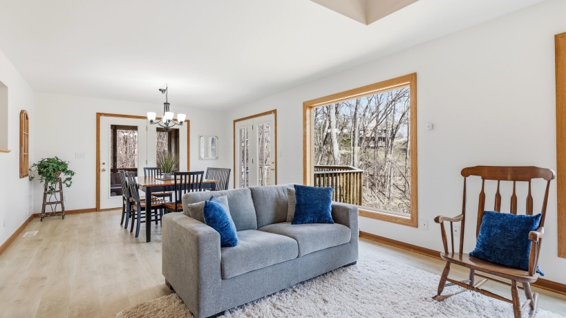 42 Shorewood, GALENA, Illinois 61036, 4 Bedrooms Bedrooms, ,3 BathroomsBathrooms,House,For Sale,Shorewood,202601752