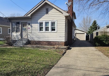 915 Van Wie, ROCKFORD, Illinois 61103, 3 Bedrooms Bedrooms, ,2 BathroomsBathrooms,House,For Sale,Van Wie,202601753