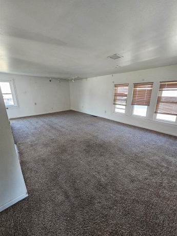 915 Van Wie, ROCKFORD, Illinois 61103, 3 Bedrooms Bedrooms, ,2 BathroomsBathrooms,House,For Sale,Van Wie,202601753