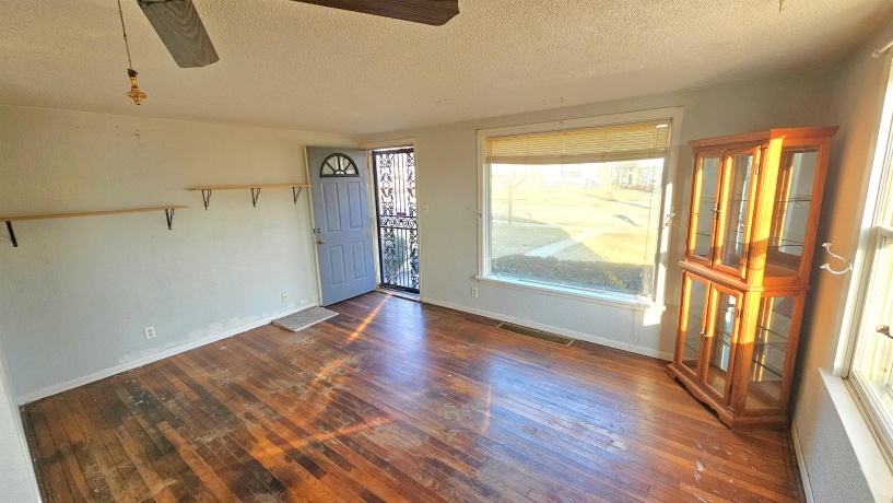 3424 Robey, ROCKFORD, Illinois 61103, 3 Bedrooms Bedrooms, ,1 BathroomBathrooms,House,For Sale,Robey,202600863