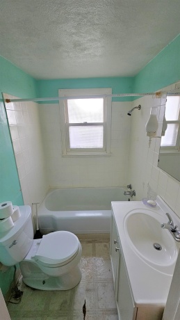 3424 Robey, ROCKFORD, Illinois 61103, 3 Bedrooms Bedrooms, ,1 BathroomBathrooms,House,For Sale,Robey,202600863