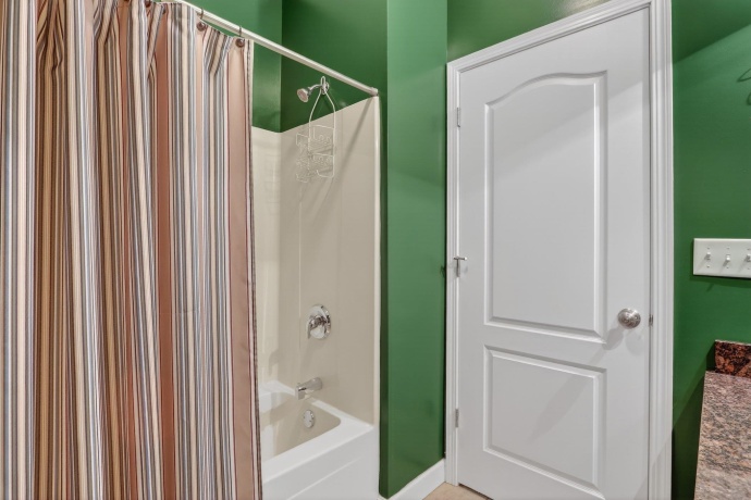 3721 Green Tree, DEKALB, Illinois 60115, 3 Bedrooms Bedrooms, ,3 BathroomsBathrooms,Condominium,For Sale,Green Tree,202601750