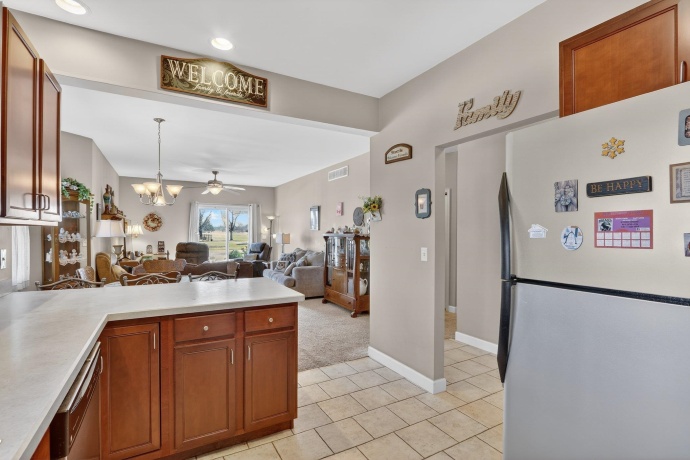 3721 Green Tree, DEKALB, Illinois 60115, 3 Bedrooms Bedrooms, ,3 BathroomsBathrooms,Condominium,For Sale,Green Tree,202601750