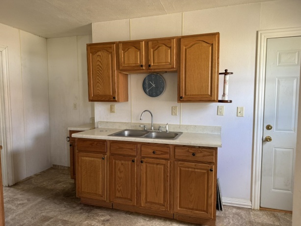 3207 Kishwaukee, ROCKFORD, Illinois 61109, ,3 - 4 Units,For Sale,Kishwaukee,202601760