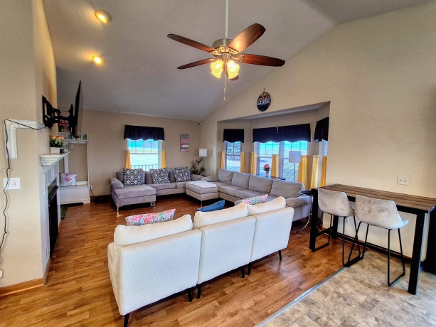 17-199R Lake Carroll, LAKE CARROLL, Illinois 61046, 3 Bedrooms Bedrooms, ,2 BathroomsBathrooms,House,For Sale,Lake Carroll,202601759