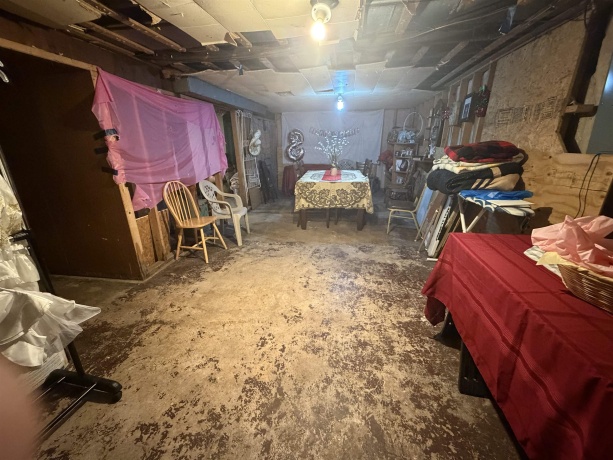 1916 Loomis, ROCKFORD, Illinois 61102, 3 Bedrooms Bedrooms, ,1 BathroomBathrooms,House,For Sale,Loomis,202601763