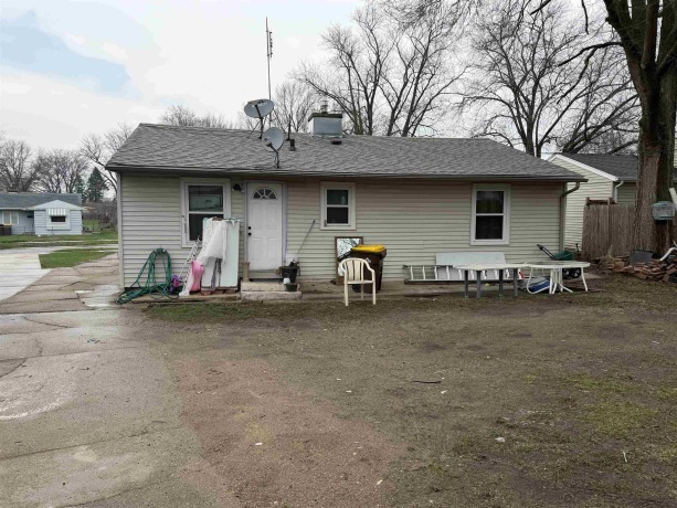 1916 Loomis, ROCKFORD, Illinois 61102, 3 Bedrooms Bedrooms, ,1 BathroomBathrooms,House,For Sale,Loomis,202601763