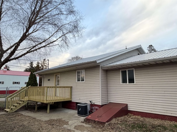 603 Iris, SAVANNA, Illinois 61074, 4 Bedrooms Bedrooms, ,2 BathroomsBathrooms,House,For Sale,Iris,202601764