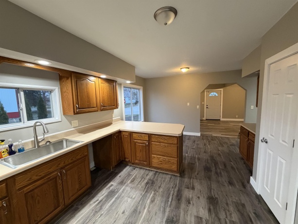 603 Iris, SAVANNA, Illinois 61074, 4 Bedrooms Bedrooms, ,2 BathroomsBathrooms,House,For Sale,Iris,202601764