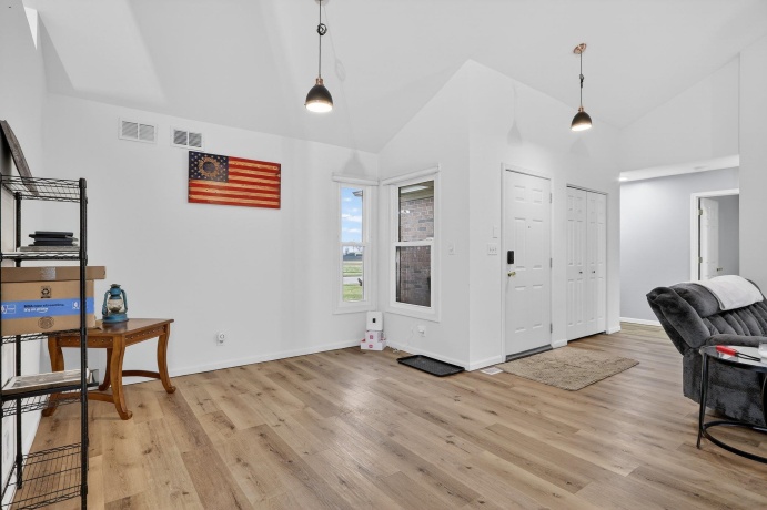 1919 Cloverdale, BELVIDERE, Illinois 61008, 4 Bedrooms Bedrooms, ,2 BathroomsBathrooms,House,For Sale,Cloverdale,202601766