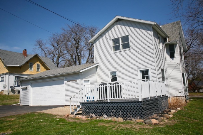 115 Calumet, SAVANNA, Illinois 61074, 3 Bedrooms Bedrooms, ,1 BathroomBathrooms,House,For Sale,Calumet,202601767