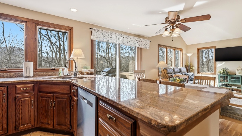 16 Farmstead, GALENA, Illinois 61036, 3 Bedrooms Bedrooms, ,3 BathroomsBathrooms,Condominium,For Sale,Farmstead,202601769