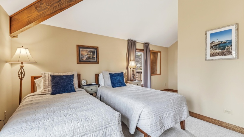 16 Farmstead, GALENA, Illinois 61036, 3 Bedrooms Bedrooms, ,3 BathroomsBathrooms,Condominium,For Sale,Farmstead,202601769