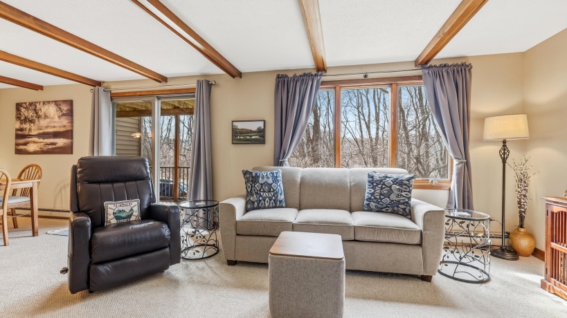 16 Farmstead, GALENA, Illinois 61036, 3 Bedrooms Bedrooms, ,3 BathroomsBathrooms,Condominium,For Sale,Farmstead,202601769