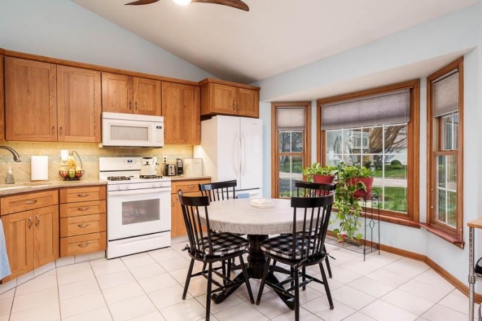 4352 Sunset, LOVES PARK, Illinois 61111, 2 Bedrooms Bedrooms, ,3 BathroomsBathrooms,Condominium,For Sale,Sunset,202601770