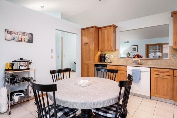 4352 Sunset, LOVES PARK, Illinois 61111, 2 Bedrooms Bedrooms, ,3 BathroomsBathrooms,Condominium,For Sale,Sunset,202601770