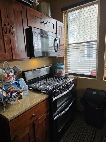 726 Ashland, ROCKFORD, Illinois 61103, 2 Bedrooms Bedrooms, ,1 BathroomBathrooms,House,For Sale,Ashland,202601771