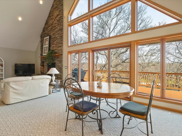 4 Lake Summerset, LAKE SUMMERSET, Illinois 61019, 3 Bedrooms Bedrooms, ,3 BathroomsBathrooms,House,For Sale,Lake Summerset,202601773