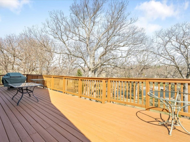 4 Lake Summerset, LAKE SUMMERSET, Illinois 61019, 3 Bedrooms Bedrooms, ,3 BathroomsBathrooms,House,For Sale,Lake Summerset,202601773