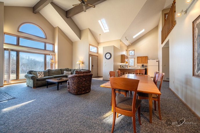 1 Vista Ridge, GALENA, Illinois 61036, 5 Bedrooms Bedrooms, ,5 BathroomsBathrooms,House,For Sale,Vista Ridge,202601306