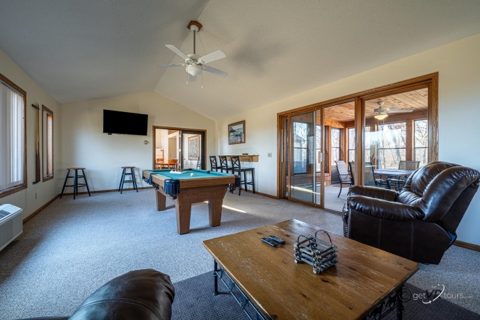 1 Vista Ridge, GALENA, Illinois 61036, 5 Bedrooms Bedrooms, ,5 BathroomsBathrooms,House,For Sale,Vista Ridge,202601306