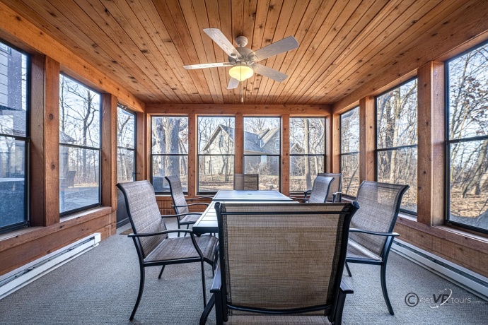 1 Vista Ridge, GALENA, Illinois 61036, 5 Bedrooms Bedrooms, ,5 BathroomsBathrooms,House,For Sale,Vista Ridge,202601306