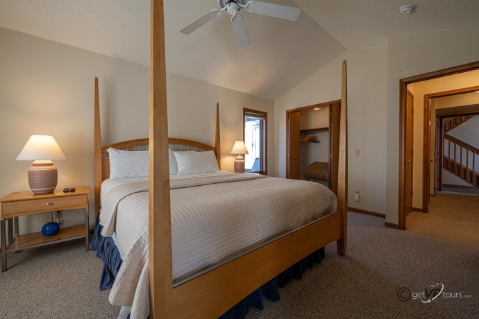 1 Vista Ridge, GALENA, Illinois 61036, 5 Bedrooms Bedrooms, ,5 BathroomsBathrooms,House,For Sale,Vista Ridge,202601306