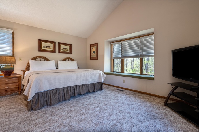 1 Vista Ridge, GALENA, Illinois 61036, 5 Bedrooms Bedrooms, ,5 BathroomsBathrooms,House,For Sale,Vista Ridge,202601306