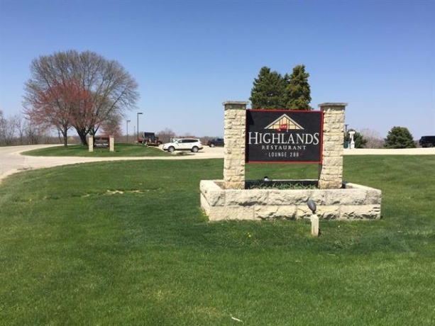 1 Vista Ridge, GALENA, Illinois 61036, 5 Bedrooms Bedrooms, ,5 BathroomsBathrooms,House,For Sale,Vista Ridge,202601306